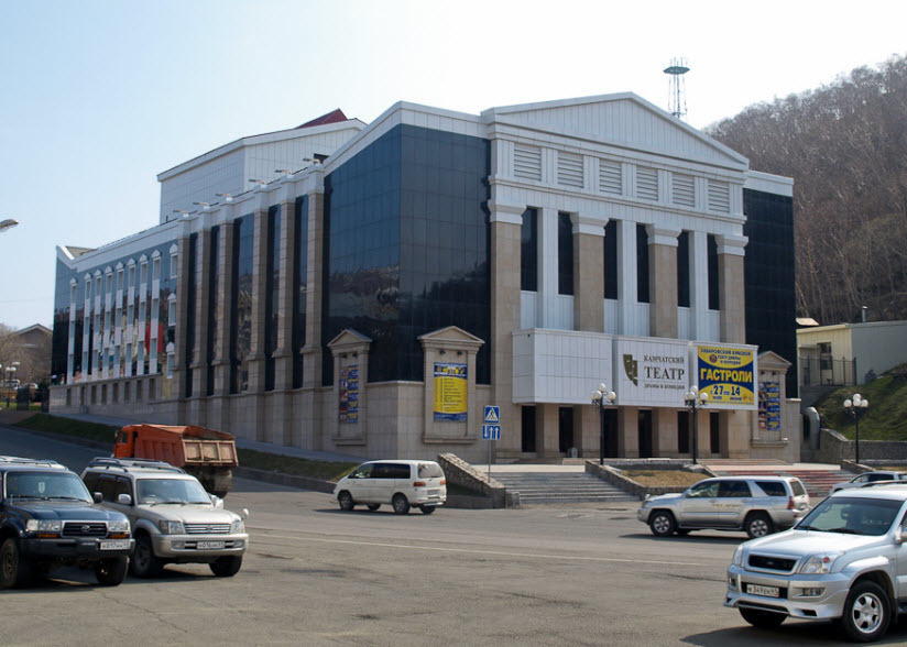 Петропавловск камчатский театральная площадь